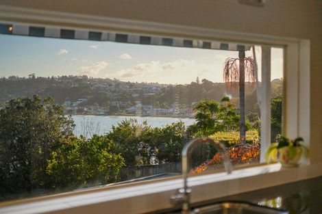 Photo of property in 819 Whangaparaoa Road, Manly, Whangaparaoa, 0930