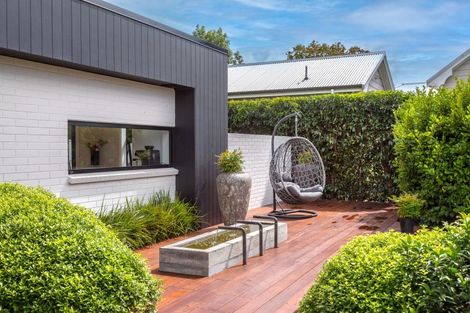 Photo of property in 30a Mcmaster Street, Greytown, 5712