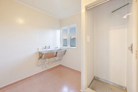 Photo of property in 38 Balliol Avenue, Pirimai, Napier, 4112