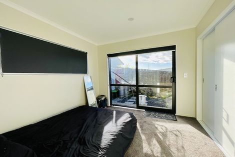 Photo of property in 91 Everglade Drive, Totara Heights, Auckland, 2105