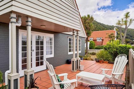 Photo of property in 14 Maire Street, Eastbourne, Lower Hutt, 5013