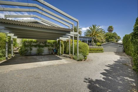 Photo of property in 18 Lucknow Road, Havelock North, 4130