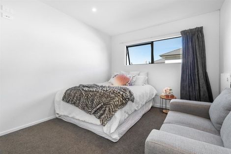 Photo of property in 18 Centre Crescent, Wanaka, 9305