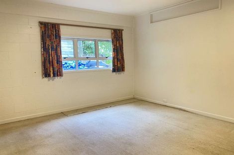 Photo of property in 89c Poplar Grove, Whalers Gate, New Plymouth, 4310