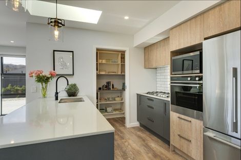 Photo of property in 1 Smitham Drive, Cromwell, 9310