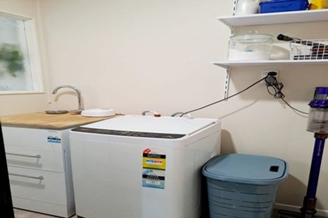 Photo of property in 48 Salamanca Road, Sunnynook, Auckland, 0620