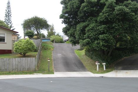 Photo of property in 1/10 Webb Place, Forrest Hill, Auckland, 0620