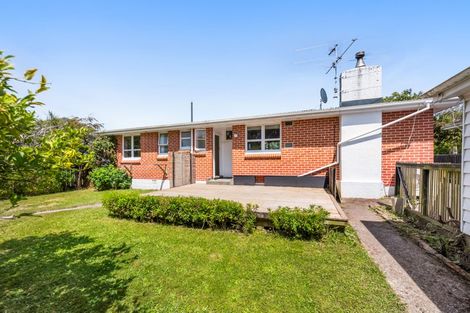 Photo of property in 28 Henry Street, Ebdentown, Upper Hutt, 5018
