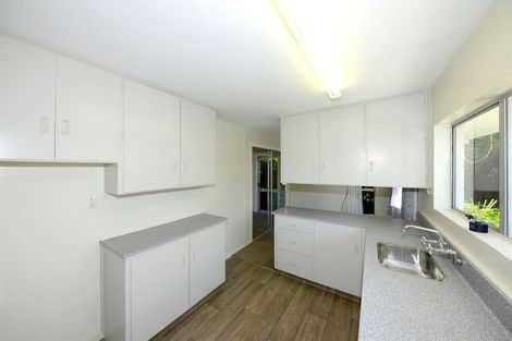 Photo of property in 63 Main Road, Redcliffs, Christchurch, 8081