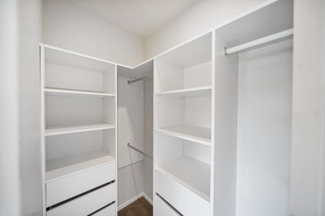 Photo of property in 44c Blakeborough Drive, Forrest Hill, Auckland, 0620