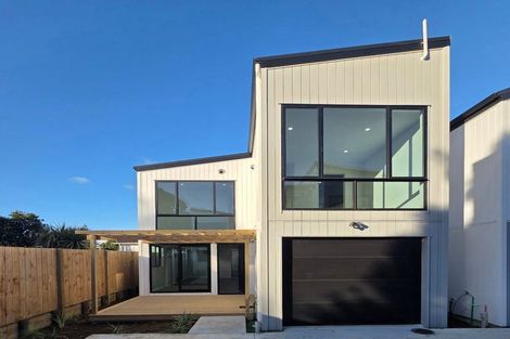 Photo of property in 408 Roscommon Road, Clendon Park, Auckland, 2103