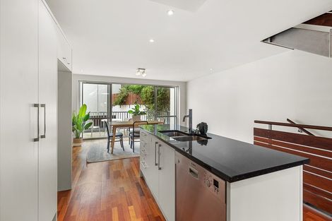 Photo of property in 1/142 Onslow Road, Khandallah, Wellington, 6035