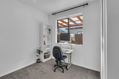 Photo of property in 46 Epsom Road, Sockburn, Christchurch, 8042