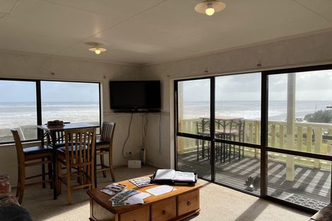 Photo of property in 11a Beach Road, Mokau, 4376