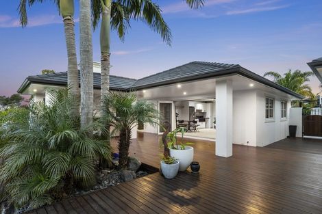 Photo of property in 22 Royal Ascot Drive, Papamoa Beach, Te Puke, 3187