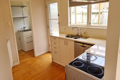 Photo of property in 43 Ramillies Place, Glenfield, Auckland, 0629