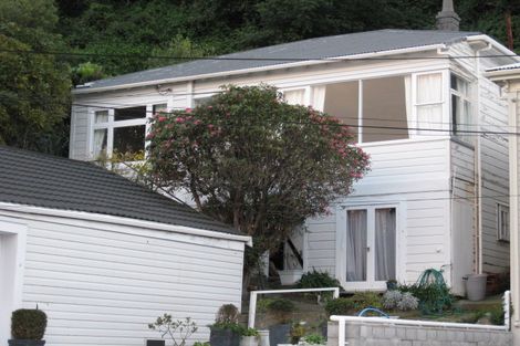 Photo of property in 1/456 Evans Bay Parade, Hataitai, Wellington, 6021