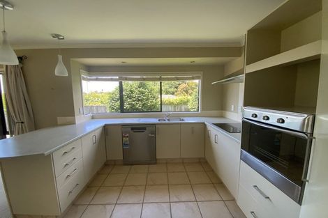 Photo of property in 14 Hawk Place, Welcome Bay, Tauranga, 3112