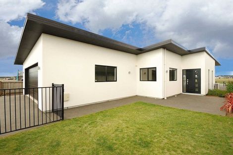 Photo of property in 125 Infinity Drive, Pegasus, 7612