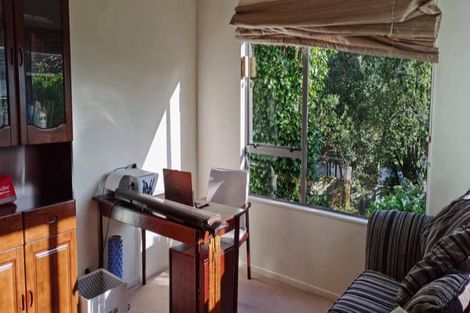 Photo of property in 2 Myers Grove, Churton Park, Wellington, 6037