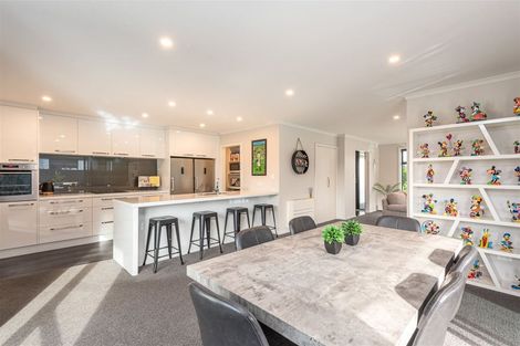 Photo of property in 40 Luxembourg Crescent, Halswell, Christchurch, 8025