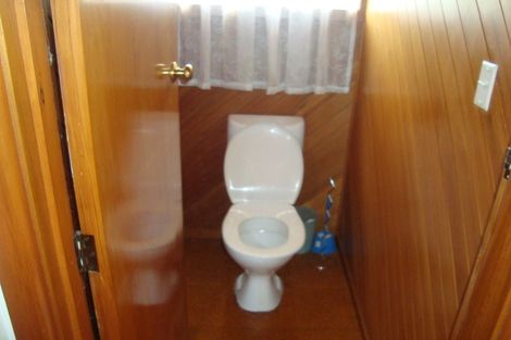 Photo of property in 38a Newnham Terrace, Upper Riccarton, Christchurch, 8041