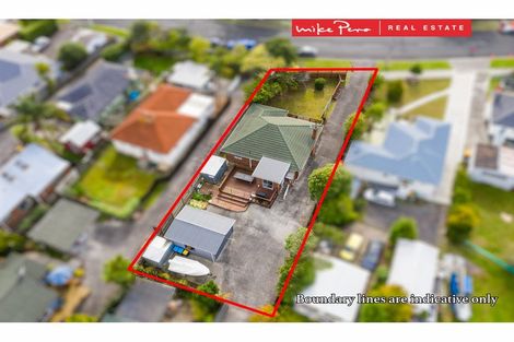 Photo of property in 2/18 Glengarry Road, Glen Eden, Auckland, 0602