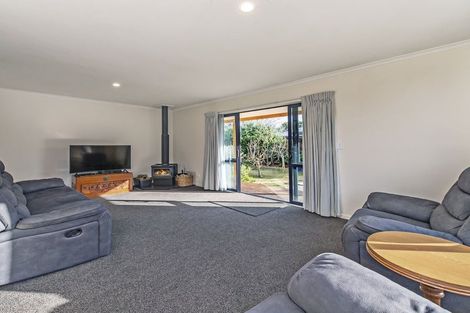 Photo of property in 13 Brooker Place, Kirwee, Darfield, 7571