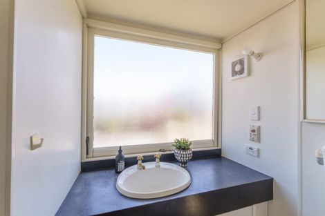 Photo of property in 9/24 Shrewsbury Street, Merivale, Christchurch, 8014