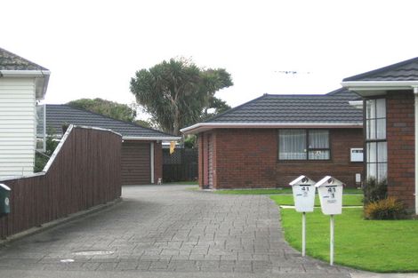 Photo of property in 2/41 Athlone Crescent, Avalon, Lower Hutt, 5011