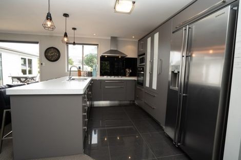 Photo of property in 250 Coronation Avenue, Welbourn, New Plymouth, 4310