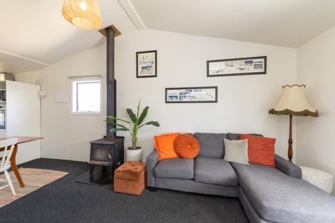 Photo of property in 3 Richardson Street, Woodville, 4920