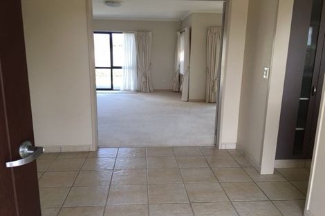 Photo of property in 98 Guildford Drive, Paraparaumu Beach, Paraparaumu, 5032