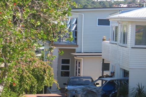 Photo of property in 2/20 Gulf View Road, Murrays Bay, Auckland, 0630