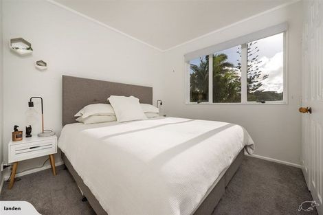 Photo of property in 24 Cedar Terrace, Stanmore Bay, Whangaparaoa, 0932