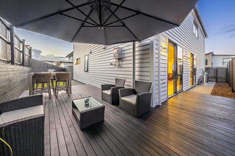 Photo of property in 23 Riroriro Road, Hobsonville, Auckland, 0616