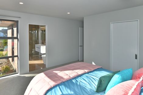 Photo of property in 10 Lambies Street, Marshland, Christchurch, 8083