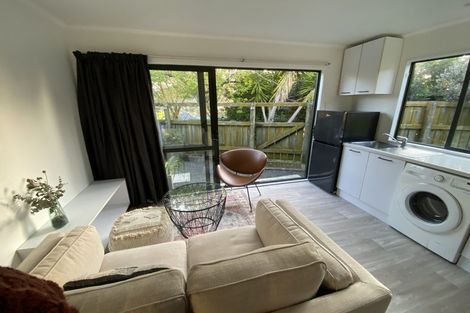 Photo of property in 23 Petane Road, Bay View, Napier, 4104