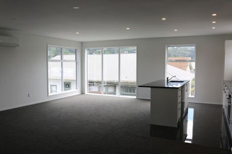Photo of property in 19 Central Terrace, Alicetown, Lower Hutt, 5010