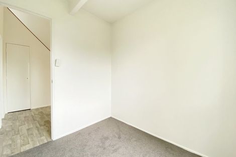 Photo of property in 4 Vimy Place, Mangere, Auckland, 2022