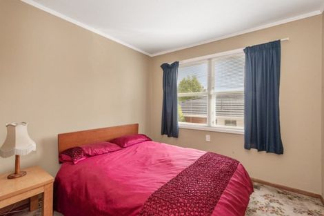 Photo of property in 10 Kensington Place, Fairfield, Hamilton, 3214