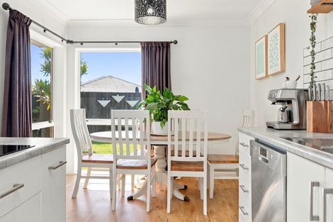 Photo of property in 59a Bayfair Drive, Mount Maunganui, 3116