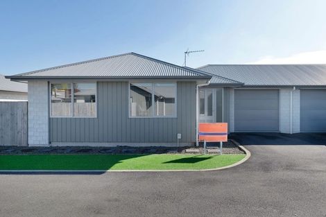 Photo of property in 3/32 Forsyth Street, Saint Andrews, Hamilton, 3200