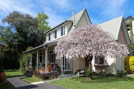 Photo of property in 22 Lucknow Road, Havelock North, 4130