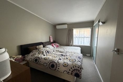 Photo of property in 9 Evelyn Place, Hillcrest, Auckland, 0627