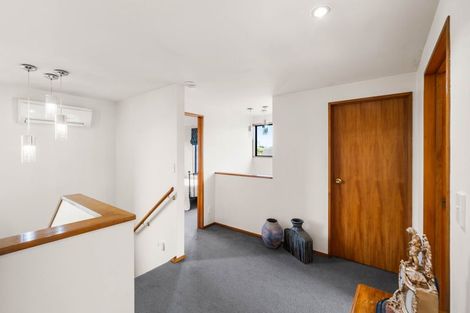 Photo of property in 140 Memorial Avenue, Burnside, Christchurch, 8053