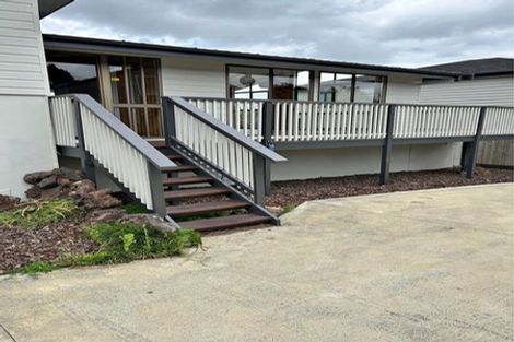 Photo of property in 36 Kingsclere Place, Goodwood Heights, Auckland, 2105