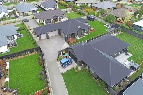 Photo of property in 5 Benjes Place, Woodend, 7610