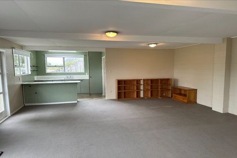 Photo of property in 37 Koromiko Street, Otaki Beach, Otaki, 5512