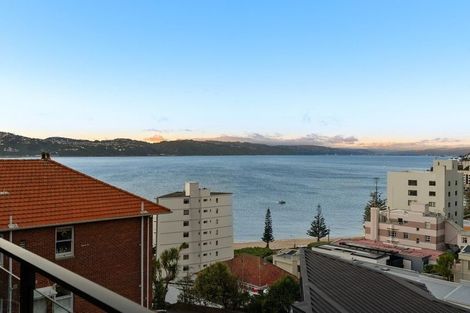Photo of property in 1/18 Oriental Terrace, Oriental Bay, Wellington, 6011
